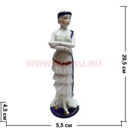 Девушка с повязкой из фарфора (20 см высота) - фото 92486