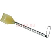 Чесалка лапа пластиковая 43 см, телескопическая