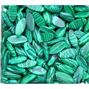 Кабошоны 8x18 челнок из малахита