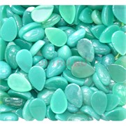 Кабошоны 10x15 капля из зеленого хризопраза