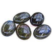 Плоские овальные кабошоны 5,5 см из змеевика